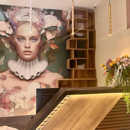 Floral Boutique Hotel Pleven Eksteriør billede