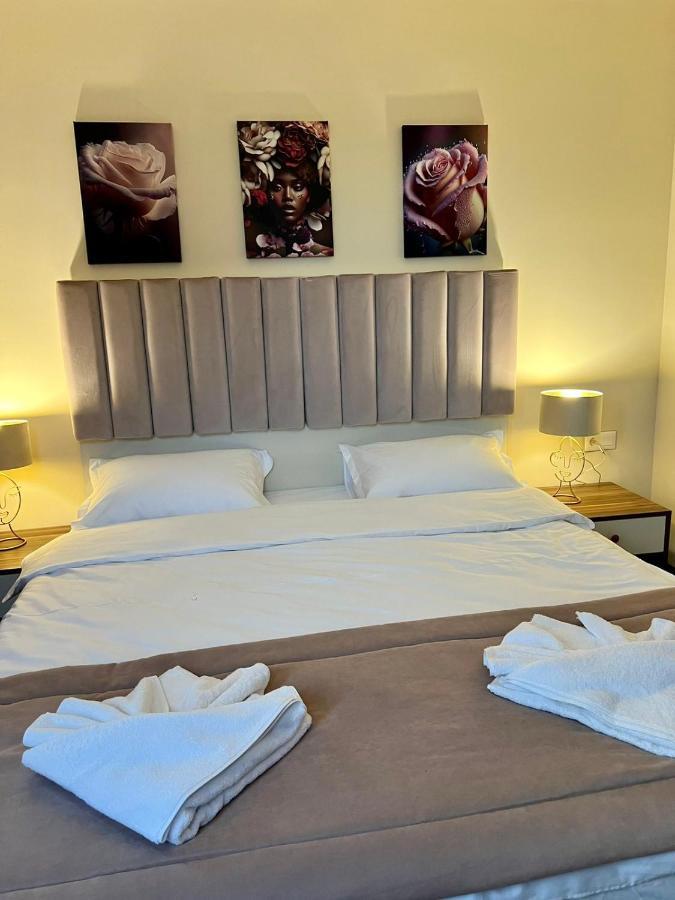 Floral Boutique Hotel Pleven Eksteriør billede