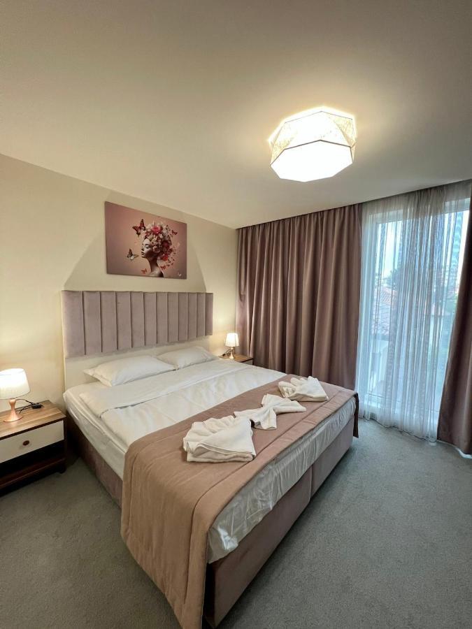Floral Boutique Hotel Pleven Eksteriør billede